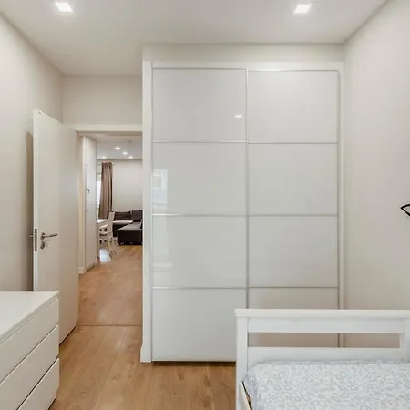 2-bedroom Gem 公寓 *