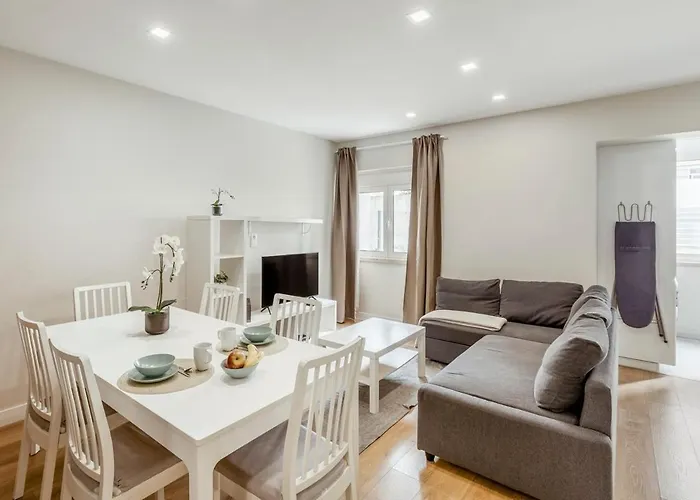 Daire 2-bedroom Gem *