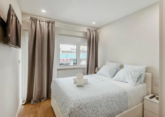 2-bedroom Gem Daire *